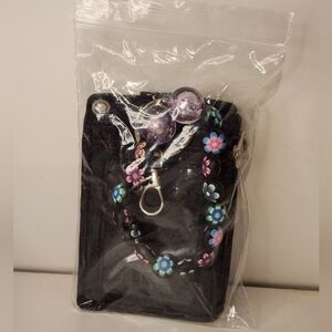 Like New 6 1/2” ID Wallet Beaded Bangle Keychain